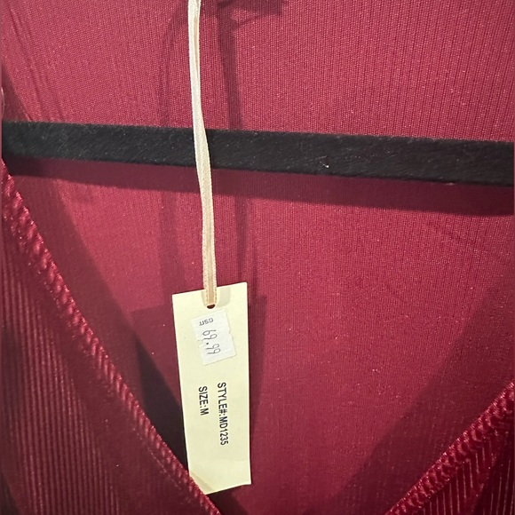 Flattering wrap deep red velvet dress. - Picture 3 of 3